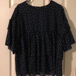 🍂🍁Blue and white polka dot blouse🍁🍂